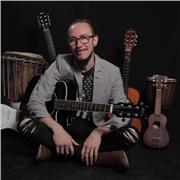 Calses particulares de guitarra bajo y ukelele